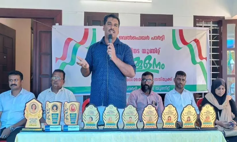 കേരളത്തെ മദ്യത്തിൽ മുക്കിക്കൊല്ലാനുള്ള നീക്കത്തിൽ നിന്ന് ഇടതുസർക്കാർ പിൻമാറണം -എസ്.ഇർഷാദ് കേരളത്തെ മദ്യത്തിൽ മുക്കിക്കൊല്ലാനുള്ള നീക്കത്തിൽ നിന്ന് ഇടതുസർക്കാർ പിൻമാറണം -എസ്.ഇർഷാദ്