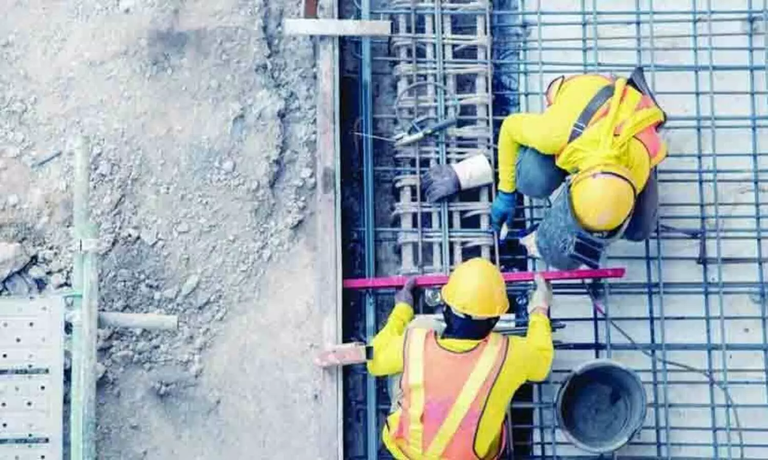 പു​തി​യ തൊ​ഴി​ല്‍ നി​യ​മം; കൂ​ടു​ത​ല്‍ തൊ​ഴി​ല്‍ സു​ര​ക്ഷ​യും മ​നു​ഷ്യാ​വ​കാ​ശ​ങ്ങ​ളും ഉ​റ​പ്പു​വ​രു​ത്തും