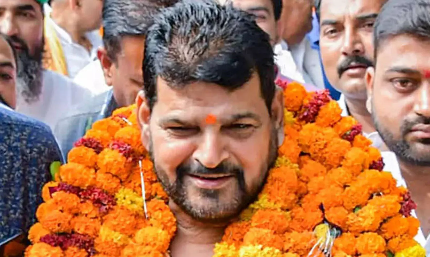 റസ്‍ലിങ് ഫെഡറേഷനെ വീണ്ടും കൈപ്പിടിയിലൊതുക്കാൻ ബ്രിജ്​ ഭൂഷന്റെ വളഞ്ഞ വഴി; പിന്തുണക്കുന്ന 18 പേർ നാമനിർദേശം സമർപ്പിച്ചു