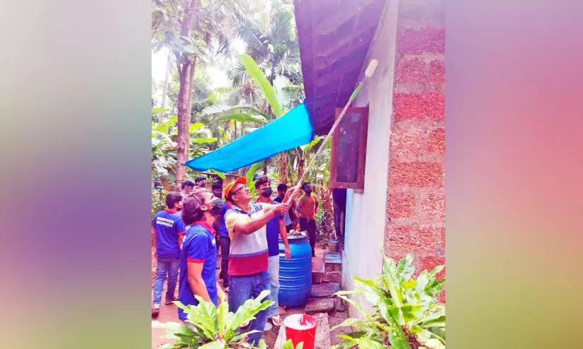 ഭിന്നശേഷി കുടുംബത്തിന്റെ വീട് വിദ്യാർഥികൾ നവീകരിച്ചു ഭിന്നശേഷി കുടുംബത്തിന്റെ വീട് വിദ്യാർഥികൾ നവീകരിച്ചു