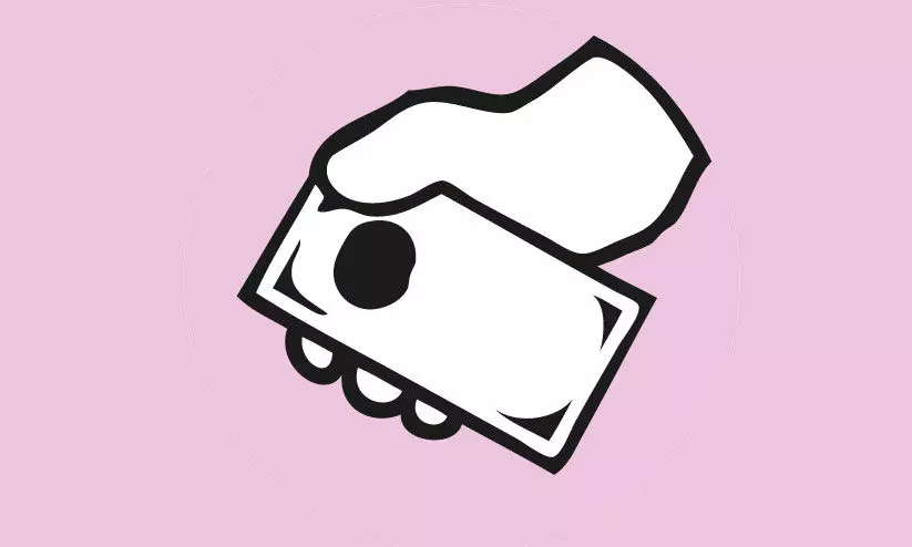 ക്ഷേമ പെൻഷൻ; മസ്റ്ററിങ് നടത്താനാവാതെ കിടപ്പുരോഗികളും ഭിന്നശേഷിക്കാരും ക്ഷേമ പെൻഷൻ; മസ്റ്ററിങ് നടത്താനാവാതെ കിടപ്പുരോഗികളും ഭിന്നശേഷിക്കാരും