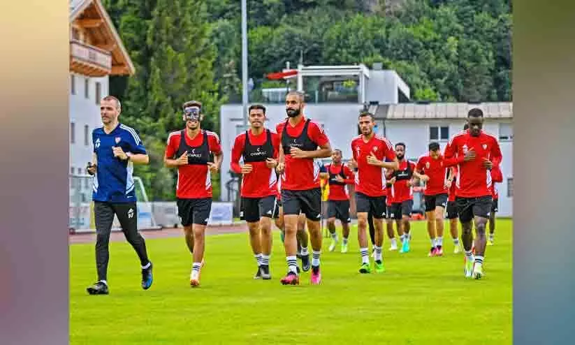 ഏഷ്യ കപ്പ് ഫുട്ബാൾ: യു.എ.ഇ ടീം ഏഷ്യ കപ്പ് ഫുട്ബാൾ: യു.എ.ഇ ടീം 