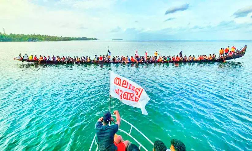 പ്രതിസന്ധിയിലും തളരാതെ അപ്പർ കുട്ടനാട്ടിലെ തുഴപ്പെരുമ