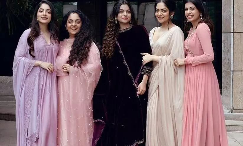 Sindhu Krishna Kumar Perfect Relpy About Her Daughterss Marri Sindhu Krishna Kumar Perfect Relpy About Her Daughterss Marri