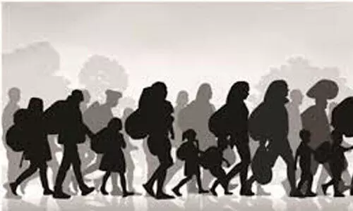 അന്തർ സംസ്ഥാനക്കാരുടെ കണക്കില്ലാതെ സർക്കാർ