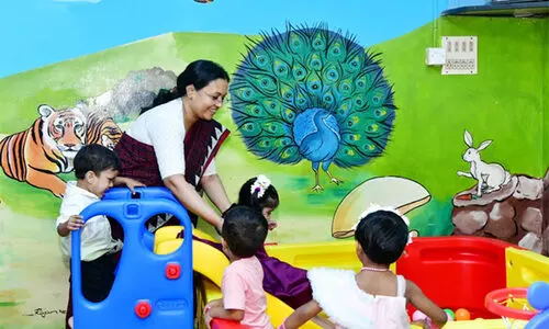 പൊതു സ്വകാര്യ സ്ഥാപനങ്ങളില് മുലയൂട്ടല് കേന്ദ്രവും ശിശുപരിപാലന കേന്ദ്രവും ഉറപ്പാക്കാന് സര്വേ നടത്തുമെന്ന് വീണ ജോര്ജ് പൊതു സ്വകാര്യ സ്ഥാപനങ്ങളില് മുലയൂട്ടല് കേന്ദ്രവും ശിശുപരിപാലന കേന്ദ്രവും ഉറപ്പാക്കാന് സര്വേ നടത്തുമെന്ന് വീണ ജോര്ജ്