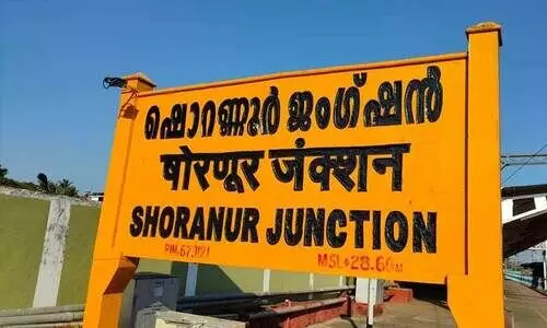 ഒന്നേകാൽ ലക്ഷത്തിന്റെ ഫോൺ കവർന്നു, ലോക്ക് തുറക്കാനായില്ല; മോഷ്ടാവ് പിടിയിൽ
