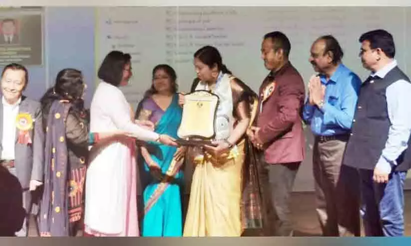 പ്രവാസി അധ്യാപികക്ക് ഡോ. എ.പി.ജെ. അബ്ദുൽ കലാം വിദ്യാഭ്യാസ പുരസ്കാരം പ്രവാസി അധ്യാപികക്ക് ഡോ. എ.പി.ജെ. അബ്ദുൽ കലാം വിദ്യാഭ്യാസ പുരസ്കാരം