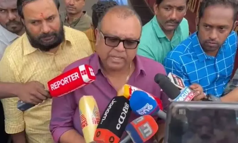 എസ്.എൻ.ഡി.പി എല്ലാകാലത്തും വിശ്വാസികൾക്കൊപ്പം; ഷംസീറിനെ തള്ളി തുഷാർ വെള്ളാപ്പള്ളി എസ്.എൻ.ഡി.പി എല്ലാകാലത്തും വിശ്വാസികൾക്കൊപ്പം; ഷംസീറിനെ തള്ളി തുഷാർ വെള്ളാപ്പള്ളി