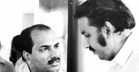 എ.കെ. ആന്റണിക്കൊപ്പം ഉമ്മൻ ചാണ്ടി