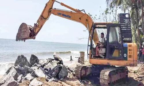 പൊന്നാനിയിൽ കടൽഭിത്തി   നിർമാണത്തിന് തുടക്കം