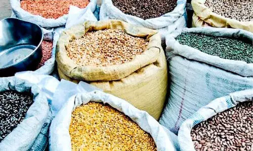 വില കുതിക്കുന്നുസപ്ലൈകോ സ്​റ്റോറുകൾ കാലി