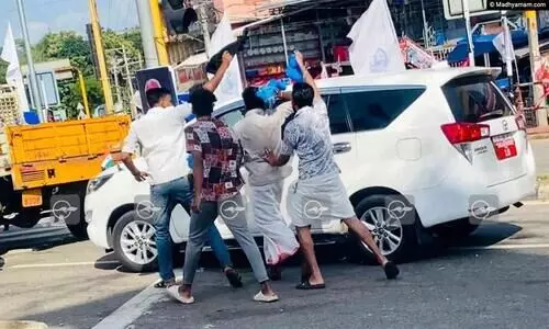 മന്ത്രി ആർ. ബിന്ദുവിനെതിരെ കെ.എസ്.യു പ്രവർത്തകരുടെ കരിങ്കൊടി പ്രതിഷേധം