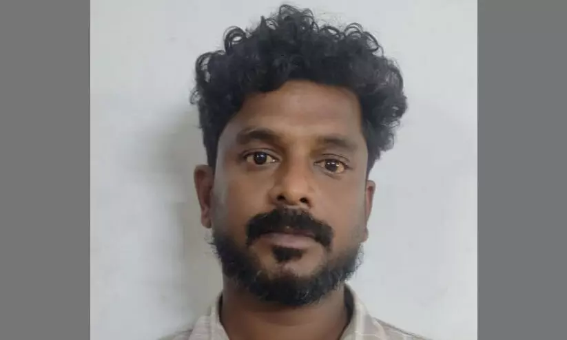 നാലര കോടി തട്ടിയ കേസില്‍ പ്രതികൾ റിമാൻഡിൽ; ലോറി ഉടമ കീഴടങ്ങി