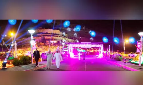 ഉ​ത്സ​വ കാ​ല​ത്തേ​ക്ക്​ ജ​ബ​ൽ അ​ഖ്​​ദ​ർ