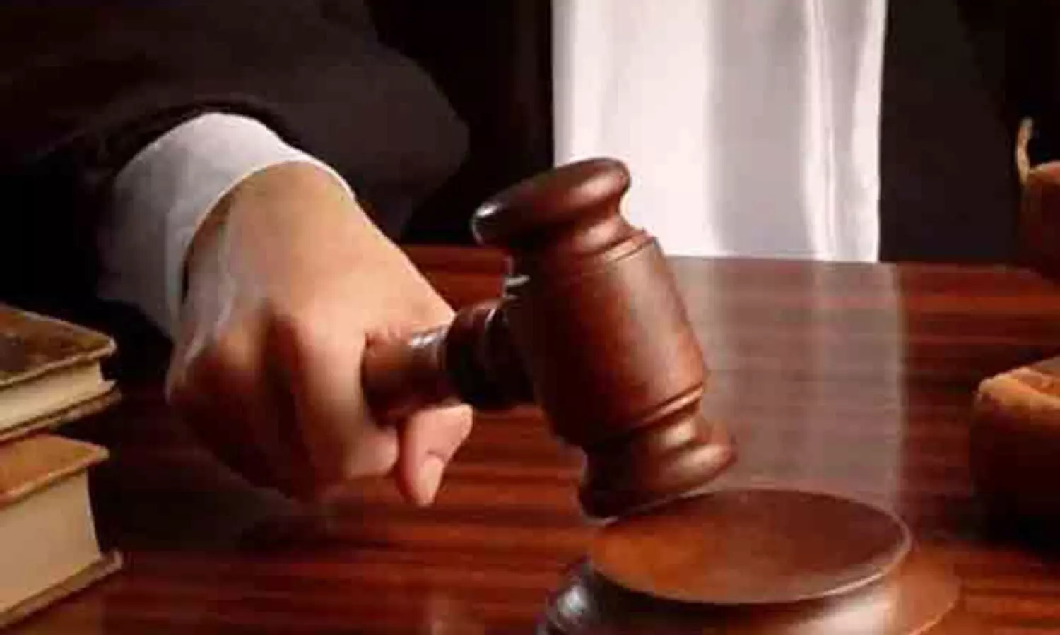 ലഹരികേസിൽ പത്ത്‌ പ്രതികൾക്ക്‌ 15 വർഷം തടവും രണ്ട്‌ ലക്ഷം രൂപ വീതം പിഴയും