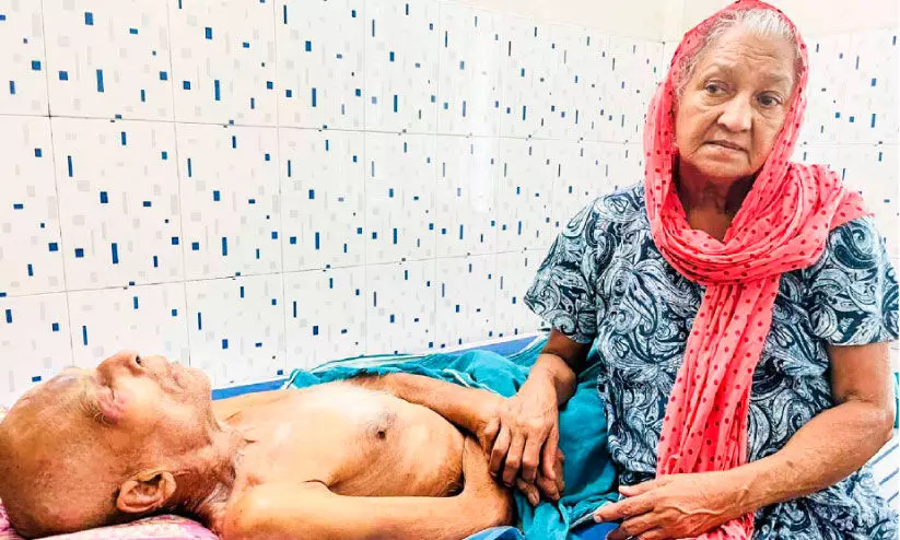 അ​ശ​ര​ണ​രാ​യ വയോ ദ​മ്പ​തി​ക​ളു​ടെ സം​ര​ക്ഷ​ണം ഏ​റ്റെ​ടു​ത്ത് വെ​ൽ​ഫെ​യ​ർ അ​സോ​സി​യേ​ഷ​ൻ ട്ര​സ്റ്റ്