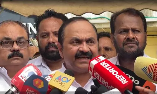 മൃഗാശുപത്രിക്ക്​ മുന്നിലെ പ്രതിഷേധം: വി.​ഡി. സ​തീ​ശ​ൻ അടക്കം 25 പേർക്കെതിരെ കേസ്​