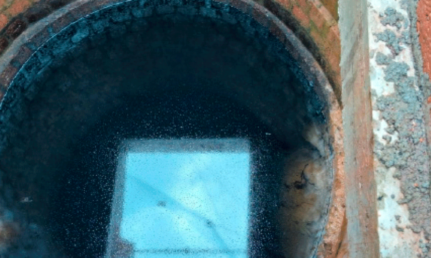 കിണറ്റിൽ കരിഓയിൽ ഒഴിച്ചു