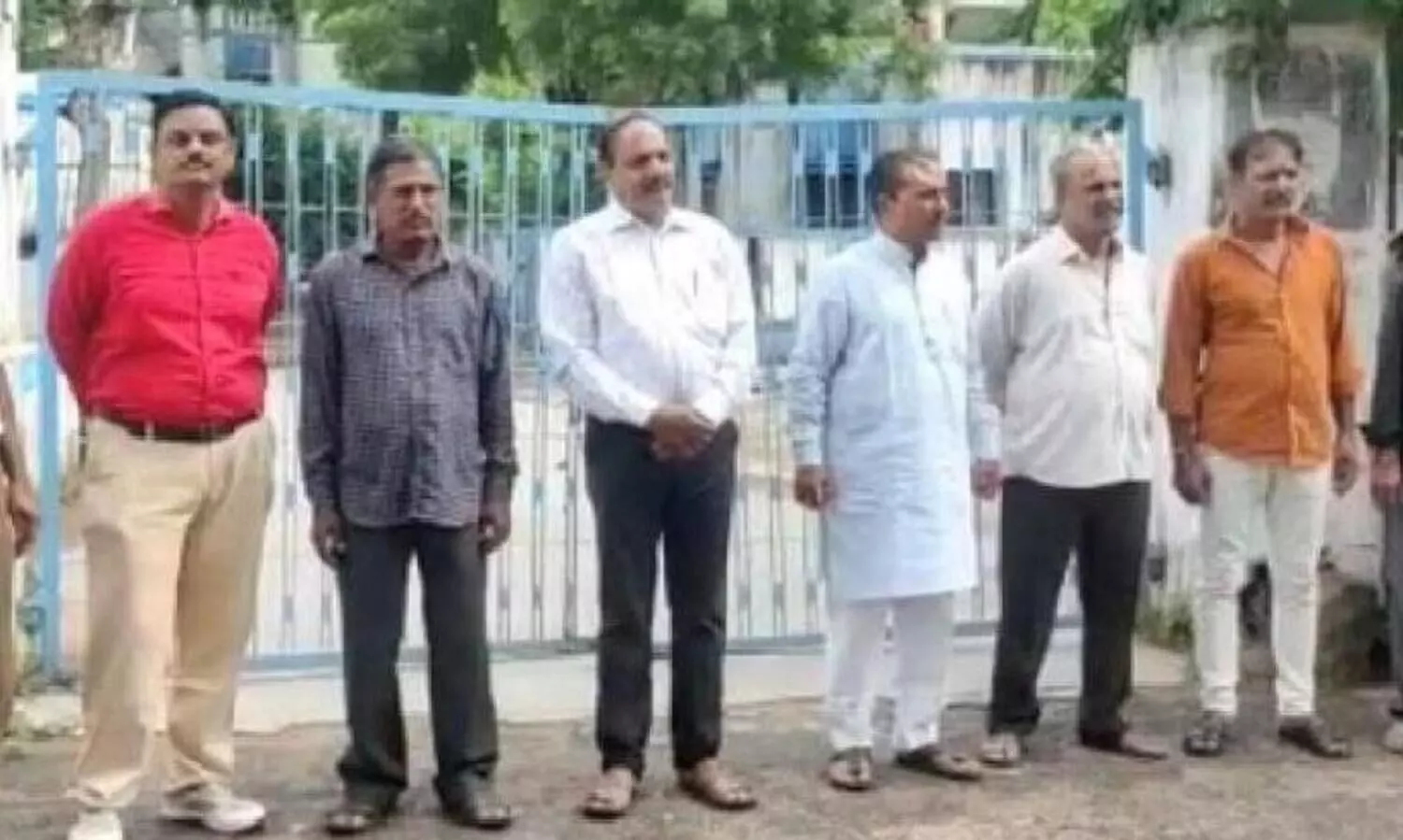 ബിൽക്കീസ് ബാനു കേസ്: പ്രതികൾ ഒളിവിലല്ല, പൊലീസ് നിരീക്ഷണത്തിലെന്ന വാദവുമായി ​ഗുജറാത്ത് പൊലീസ്