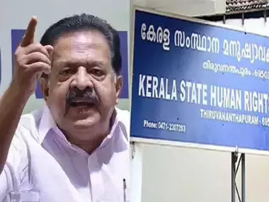 ജസ്റ്റീസ് മണികുമാറിനെ മനുഷ്യാവകാശ കമീഷന് ചെയര്പെഴ്സനായി നിയമിക്കാനുള്ള മന്ത്രിസഭാ ശുപാര്ശ തള്ളണമെന്ന് ഗവര്ണറോട് രമേശ് ചെന്നിത്തല ജസ്റ്റീസ് മണികുമാറിനെ മനുഷ്യാവകാശ കമീഷന് ചെയര്പെഴ്സനായി നിയമിക്കാനുള്ള മന്ത്രിസഭാ ശുപാര്ശ തള്ളണമെന്ന് ഗവര്ണറോട് രമേശ് ചെന്നിത്തല
