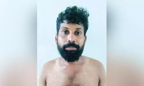 സ്വ​ന്തം തൊ​ഴി​ലി​ട​ത്തി​ൽ​നി​ന്ന് ഇ​രു​മ്പ് ഷീ​റ്റു​ക​ൾ മോ​ഷ്ടി​ച്ച്​ വി​റ്റ യു​വാ​വ് അ​റ​സ്റ്റി​ൽ