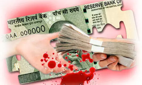 പലിശയിൽ പൊലിയുന്ന ജീവിതങ്ങൾ