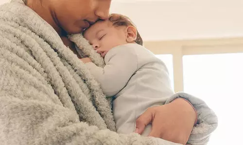 മുലയൂട്ടുന്ന അമ്മമാർ എന്തു കഴിക്കണം?