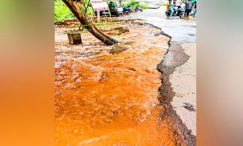 വീണ്ടും പൈപ്പ് പൊട്ടി; കുടിവെള്ള വിതരണം മുടങ്ങി