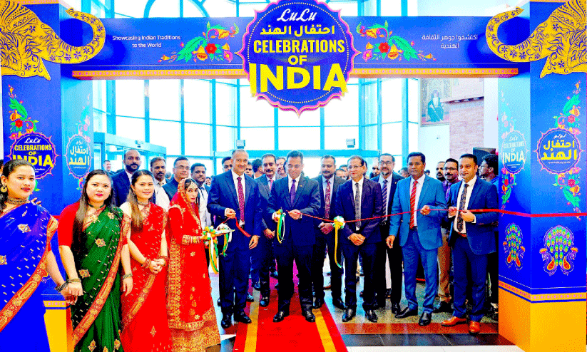 ലു​ലു​വി​ൽ ഇ​ന്ത്യ​ൻ സ്വാ​ത​ന്ത്ര്യ​ദി​ന ആ​ഘോ​ഷ​ങ്ങ​ൾ​ക്ക്​​ തു​ട​ക്കം