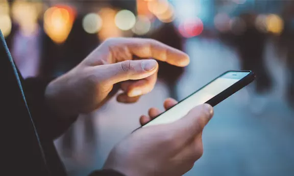 മൊബൈൽ ഉപയോക്താക്കളുടെ എണ്ണം വർധിച്ചു; ആറു മാസത്തിനിടെ 12 ശതമാനം വളർച്ച മൊബൈൽ ഉപയോക്താക്കളുടെ എണ്ണം വർധിച്ചു; ആറു മാസത്തിനിടെ 12 ശതമാനം വളർച്ച