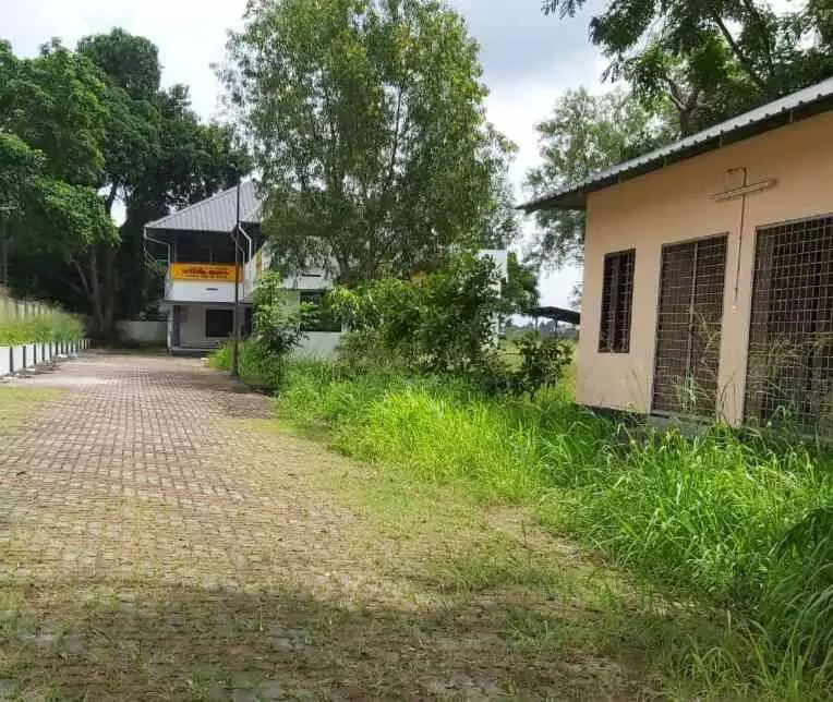 ഞങ്ങൾ മൃതദേഹങ്ങളുമായി അലയണോ..‍‍‍?;  പൊതുശ്മശാനം പ്രവർത്തനക്ഷമമാകാത്തതിൽ പ്രതിഷേധം