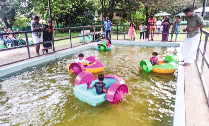 കാഞ്ഞിരപ്പുഴ ഉദ്യാനം സഞ്ചാരികളെ മാടിവിളിക്കുന്നു കാഞ്ഞിരപ്പുഴ ഉദ്യാനം സഞ്ചാരികളെ മാടിവിളിക്കുന്നു