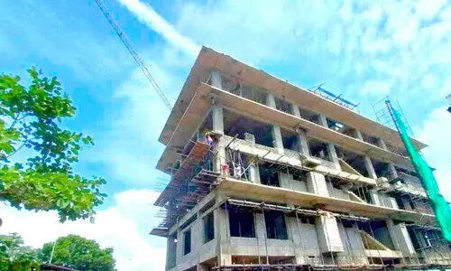 ചാ​ല​ക്കു​ടി കോ​ട​തി സ​മു​ച്ച​യം നി​ർ​മാ​ണം   ഇ​നി ഫാ​സ്റ്റ് ട്രാ​ക്കി​ലാ​കും