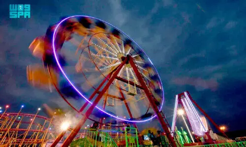 സന്ദർശക ലക്ഷങ്ങളെ ആകർഷിച്ച്​ അബഹ വേനൽ മഹോത്സവം