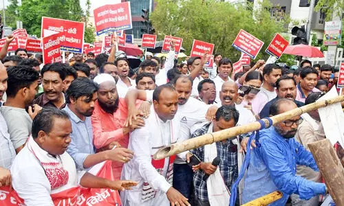 ജനത്തെ വിഭജിച്ച്​ അടിച്ചേൽപിക്കാനാവില്ല  ഒരു കോഡും