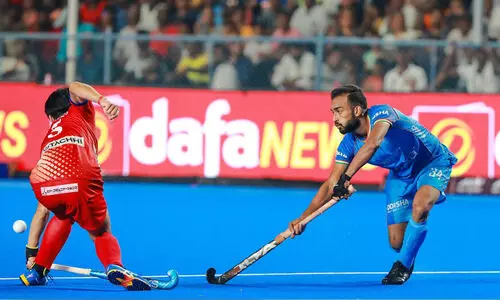 ഇന്ത്യ ഏഷ്യൻ ചാമ്പ്യൻസ് ട്രോഫി ഫൈനലിൽ; ജപ്പാനെ തകർത്തത് അഞ്ചു ഗോളിന് ഇന്ത്യ ഏഷ്യൻ ചാമ്പ്യൻസ് ട്രോഫി ഫൈനലിൽ; ജപ്പാനെ തകർത്തത് അഞ്ചു ഗോളിന്