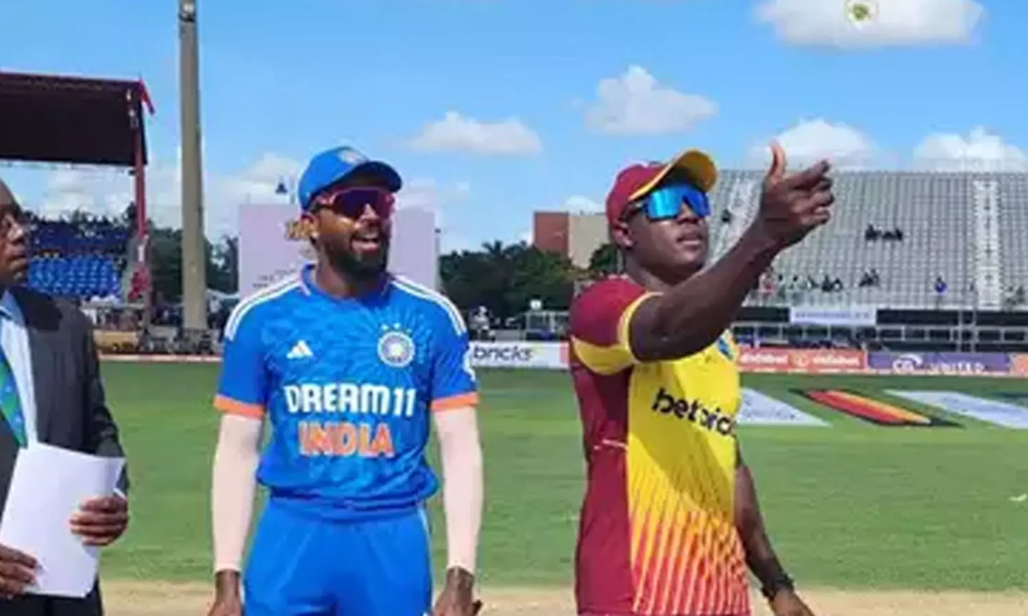 നാലാം ട്വന്‍റി20; വെസ്റ്റിൻഡീസിന് ബാറ്റിങ്; ഇന്ത്യൻ ടീമിൽ മാറ്റമില്ല; സഞ്ജു കളിക്കും