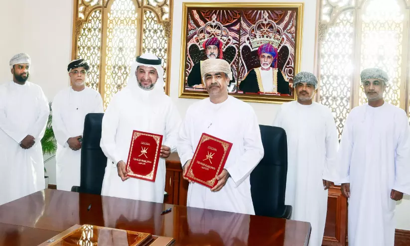 ഒമാൻ എയറും സലാം എയറും സംയുക്ത പ്രവർത്തനത്തിന് കരാർ ഒമാൻ എയറും സലാം എയറും സംയുക്ത പ്രവർത്തനത്തിന് കരാർ