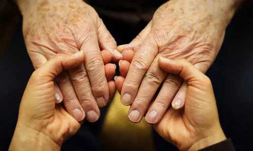 വയോജനങ്ങൾക്ക് സൗജന്യ ചികിത്സയുമായി ഷാർജ