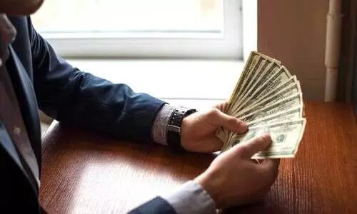 ക​ള്ള​പ്പ​ണം ത​ട​യ​ൽ നി​യ​മം ശ​ക്ത​മാ​ക്കി ഒമാൻ; പു​തി​യ നി​യ​ന്ത്ര​ണ​ങ്ങ​ൾ സം​ബ​ന്ധി​ച്ച ഉ​ത്ത​ര​വ്​ പു​റ​ത്തി​റ​ക്കി