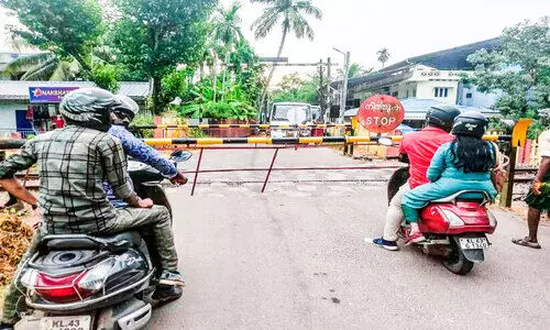 അരൂർ കെൽട്രോൺ റോഡ്​: റെയിൽവേ മേൽപാലത്തിന് അനുമതി