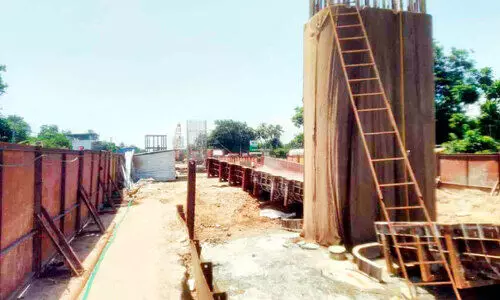 തുറവൂർ-അരൂർ ഉയരപ്പാത നിർമാണം പുരോഗമിക്കുന്നു