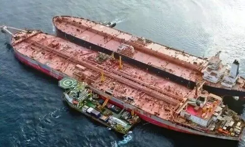 ചെങ്കടലിൽ തകരാറിലായ ‘സാഫിർ’ എണ്ണകപ്പൽ പ്രശ്​നത്തിന്​ പരിഹാരം