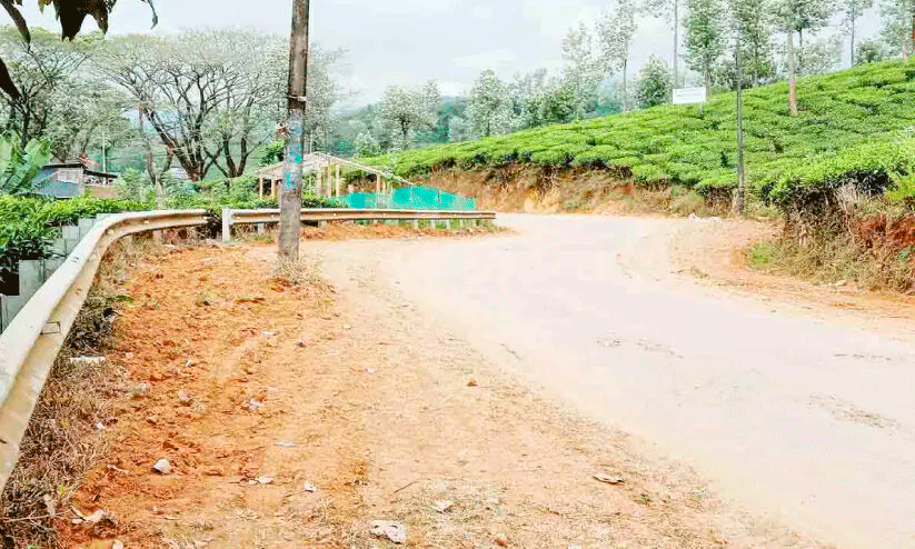 Meppadi-Churalmala Road: Meppadi-Churalmala Road: