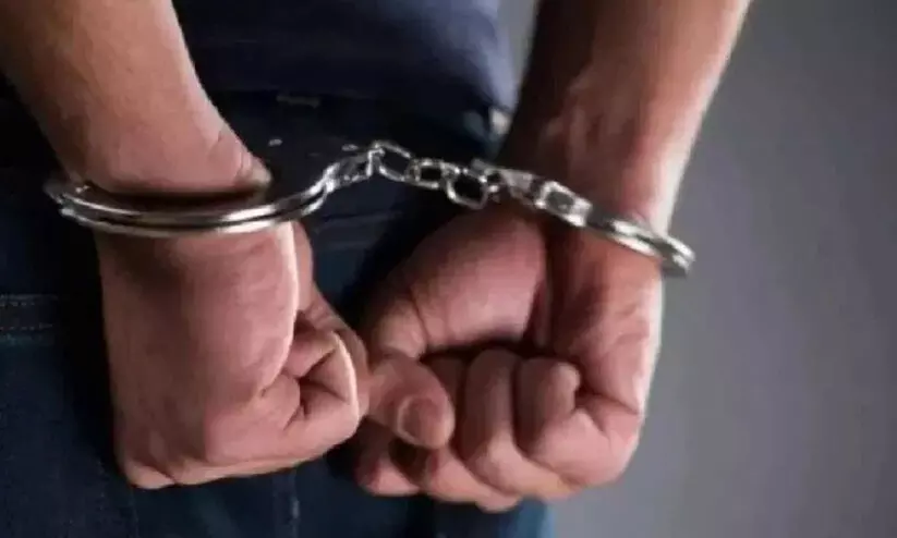 മോഷ്ടിച്ച പണവുമായി ട്രിപ്പ്; ട്രാവൽ വ്ലോഗിലെ ലൊക്കേഷൻ കണ്ടെത്തി പിടികൂടി പൊലീസ്