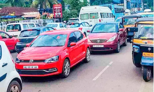 എന്ന് തീരും ഈ കുരുക്ക് ? എന്ന് തീരും ഈ കുരുക്ക് ?