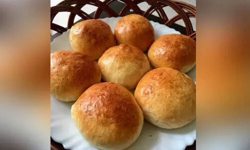 വേ​ഗ​ത്തി​ൽ ഉ​ണ്ടാ​ക്കാം മൃ​ദു​ല​മാ​യ ബ​ൺ