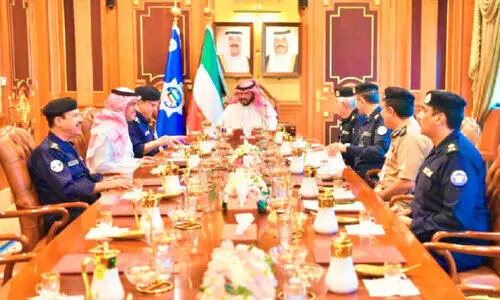 നിയമലംഘകരെ കണ്ടെത്തൽ: സുരക്ഷ പരിശോധനകൾ തുടരും -കുവൈത്ത് ആഭ്യന്തര മന്ത്രി