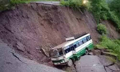 ഹി​മാ​ച​ൽ പ്രദേശിൽ മേഘസ്ഫോടനം; 51 മരണം, അസമിൽ 14